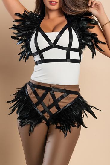 Set with feathers, black