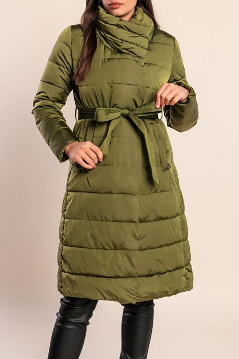 The model is 170 cm tall and is wearing a size S.