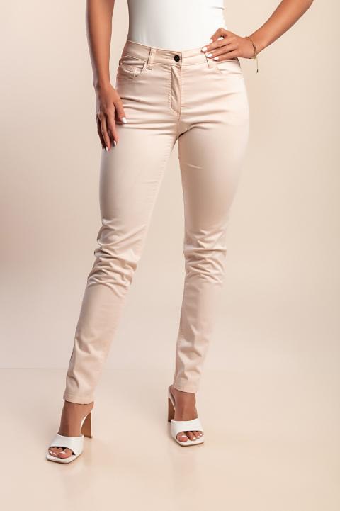 The model is 167 cm tall and wears size S.