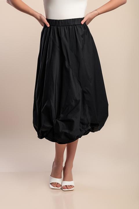 The model in the picture is 170 cm tall.